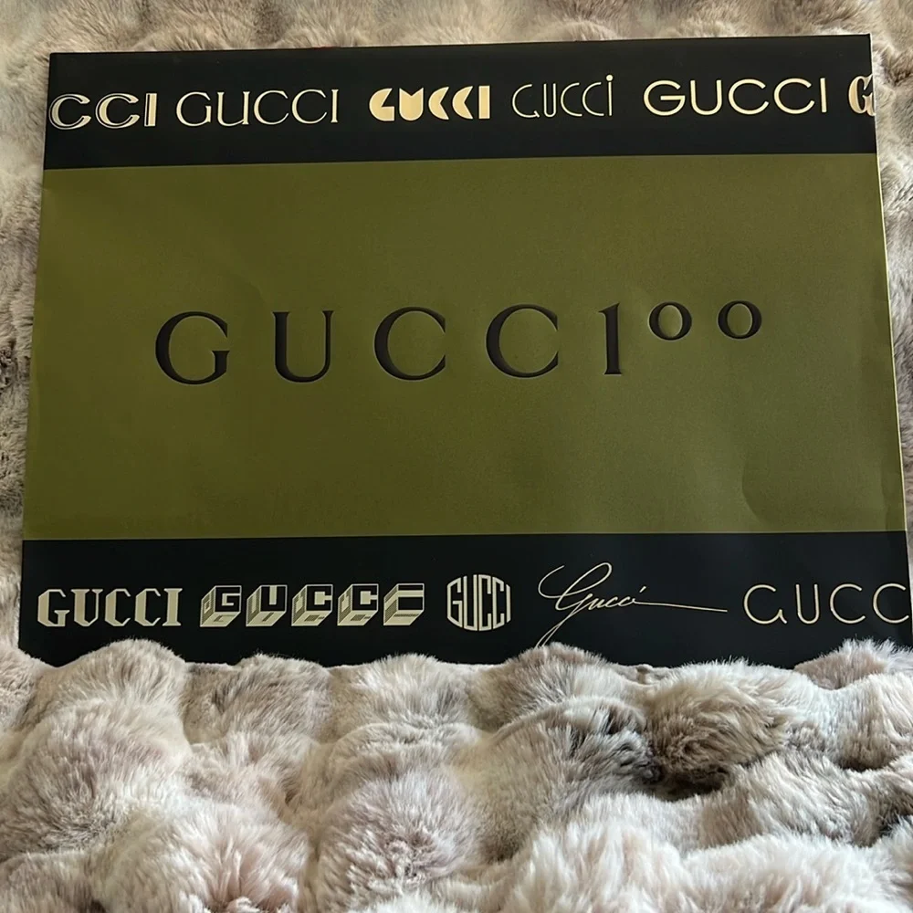 Gucci Authentic Medium Green Black Gucci Empty shopping gift Bag
